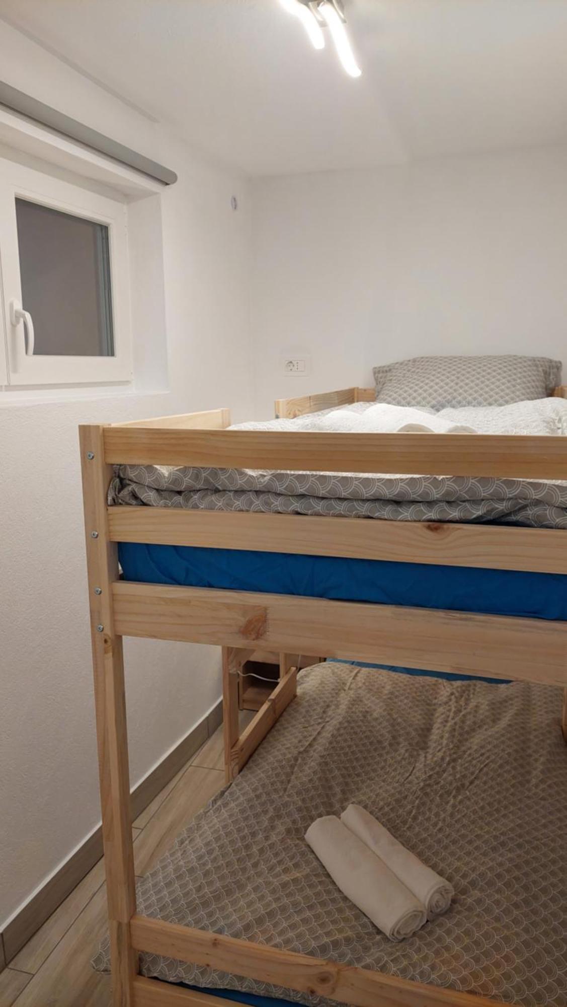 Apartma Lili Izola Bagian luar foto